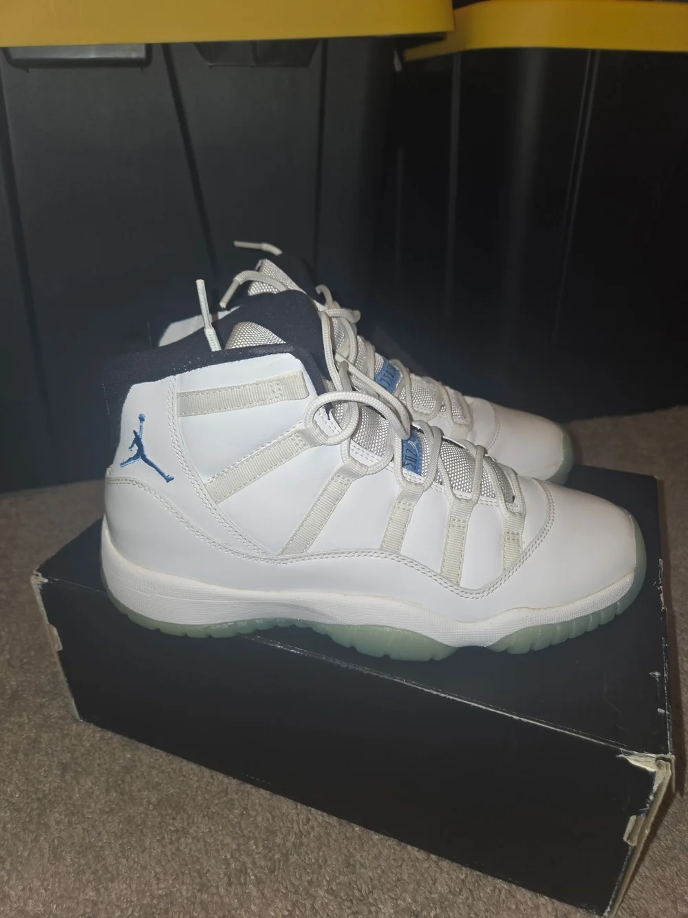 Jordan Kids White and Navy Retro 11 Basketball Sneakers